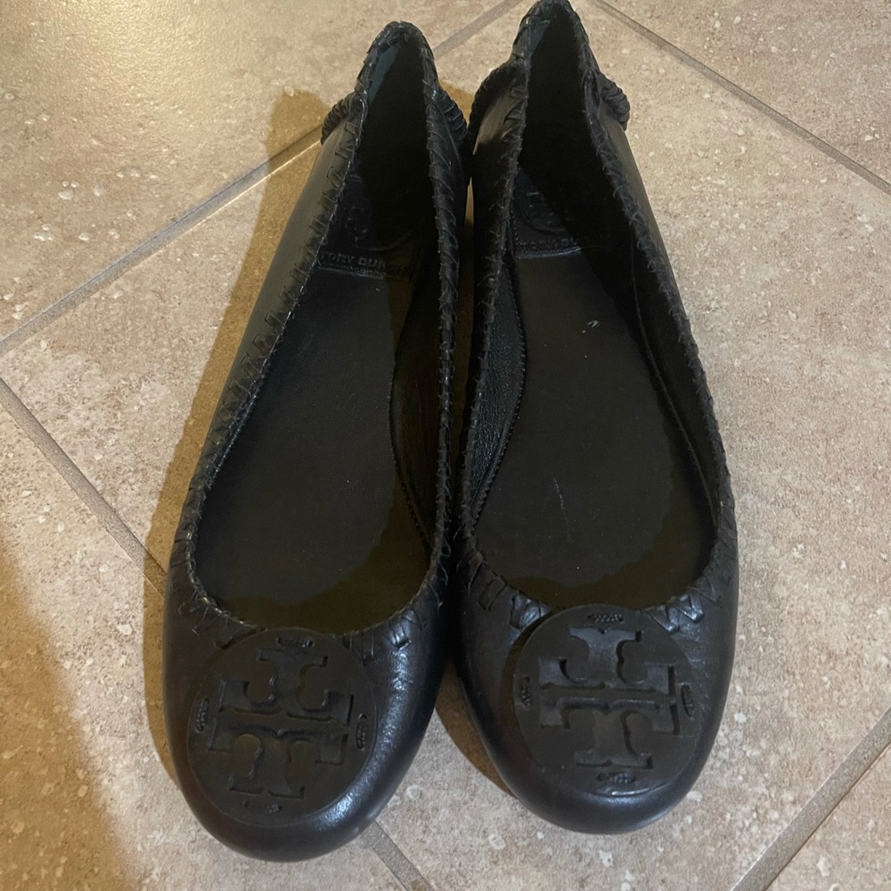 Tory Burch black leather flats size 8
